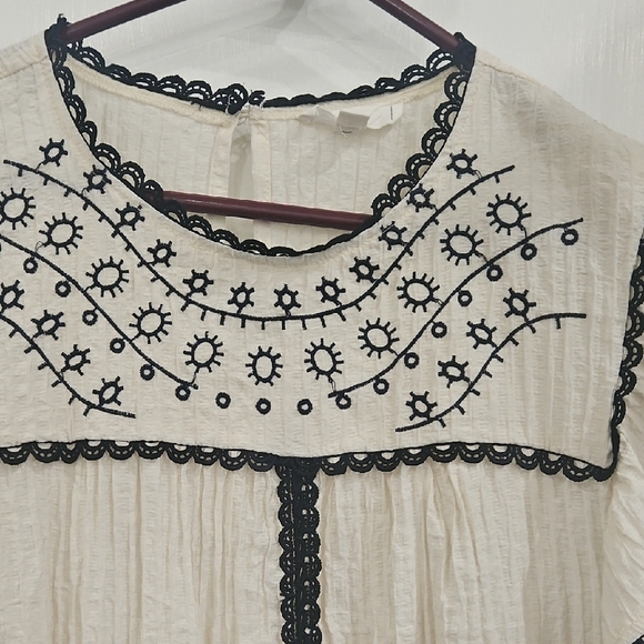 Mine Cream Ruffled Bib Collar Blouse - Picture 3 of 9